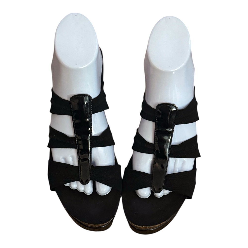Donald J Pliner Belle Black Patent Leather W/Stretch Wedge Sandals Women’s‎ 8.5